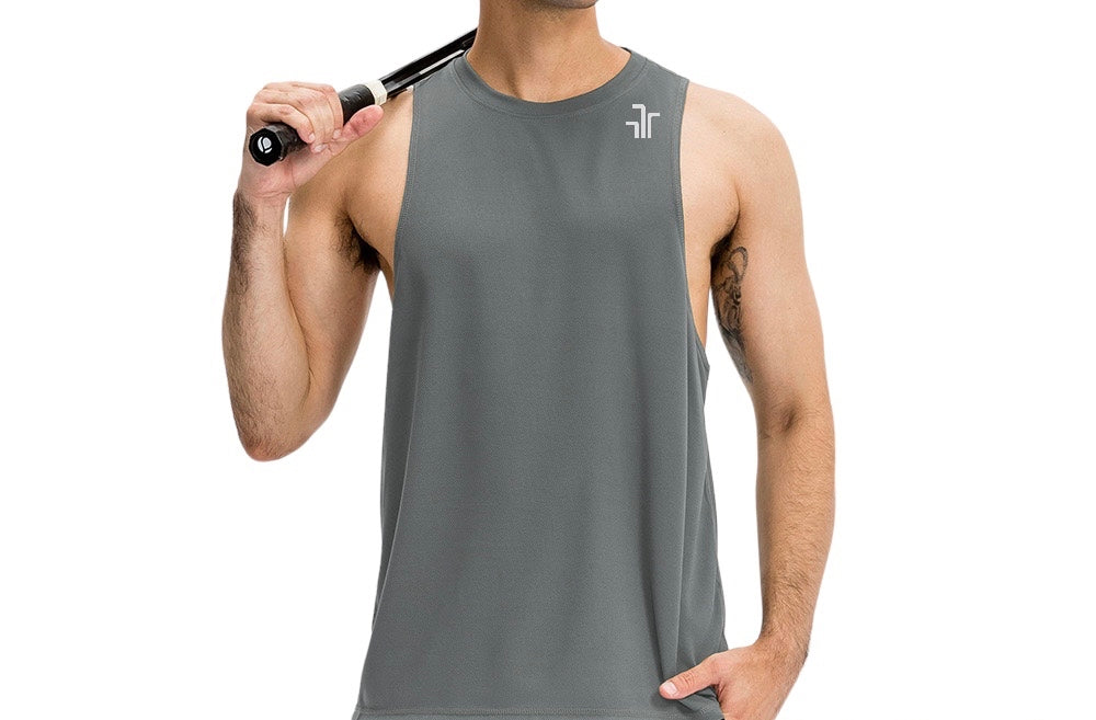Sleeveless shirt